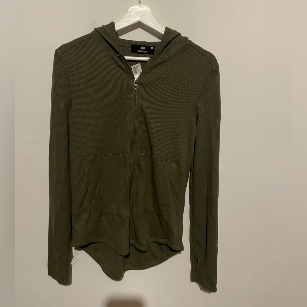 Twenty 5A, NWT, olive green light weight hooded zip‎ up jacket, size xs